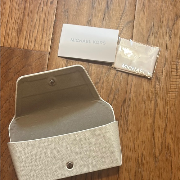 Michael Kors Beige Sunglasses Case - Picture 2 of 3